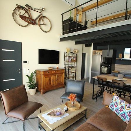 Willa Loft Lou Pitchoun Saint-Étienne-du-Grès Zewnętrze zdjęcie