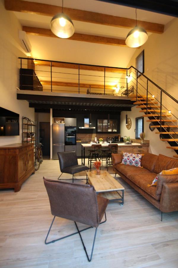 Willa Loft Lou Pitchoun Saint-Étienne-du-Grès Zewnętrze zdjęcie
