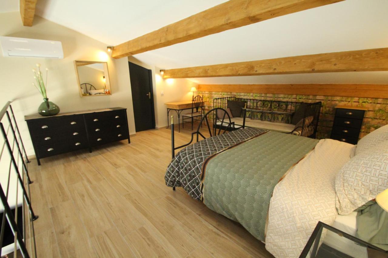 Willa Loft Lou Pitchoun Saint-Étienne-du-Grès Zewnętrze zdjęcie