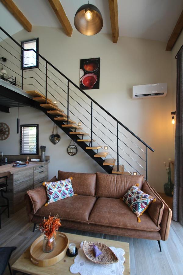 Willa Loft Lou Pitchoun Saint-Étienne-du-Grès Zewnętrze zdjęcie